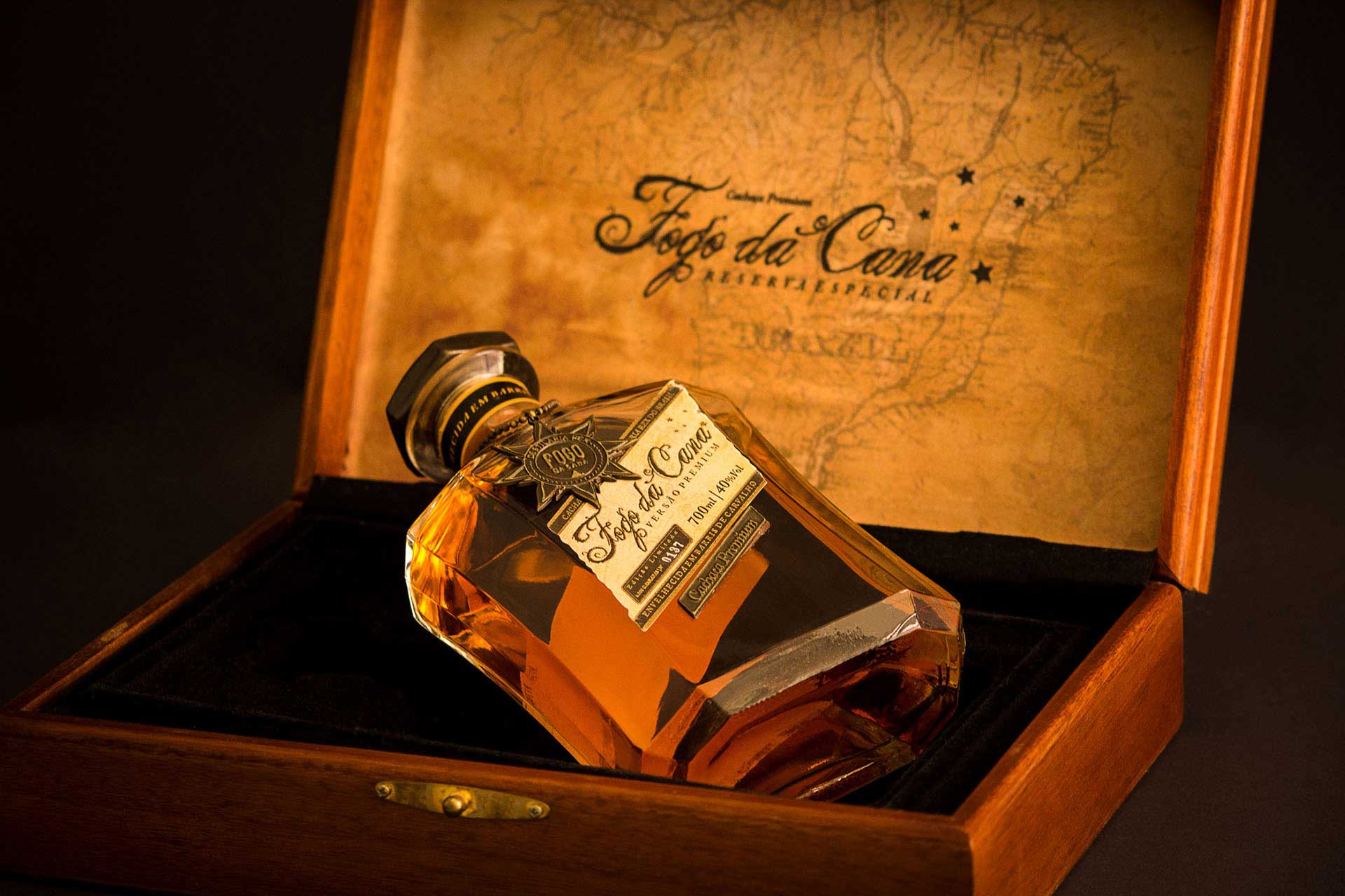 巴西高檔酒創(chuàng)意包裝設(shè)計