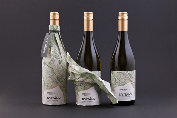 白葡萄酒插畫包裝設(shè)計(jì)