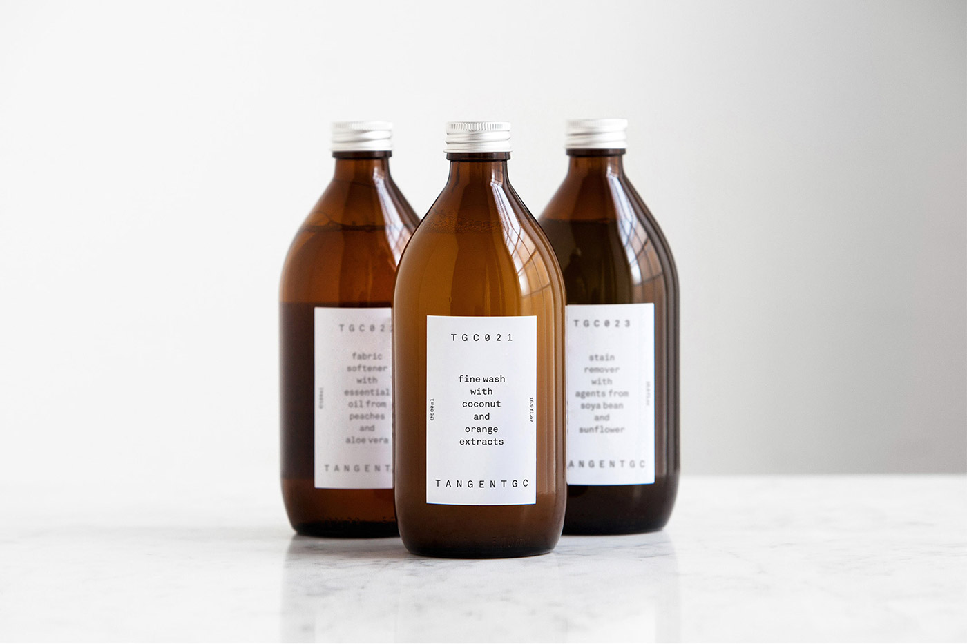 高級衣物護理用品包裝設(shè)計